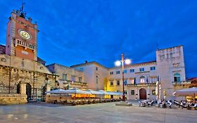 Lidia In Zadar - Nord-Dalmatien